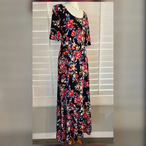 🖤LULAROE • “Ana” Maxi Dress (XL/fits 14-16) - Picture 4 of 16